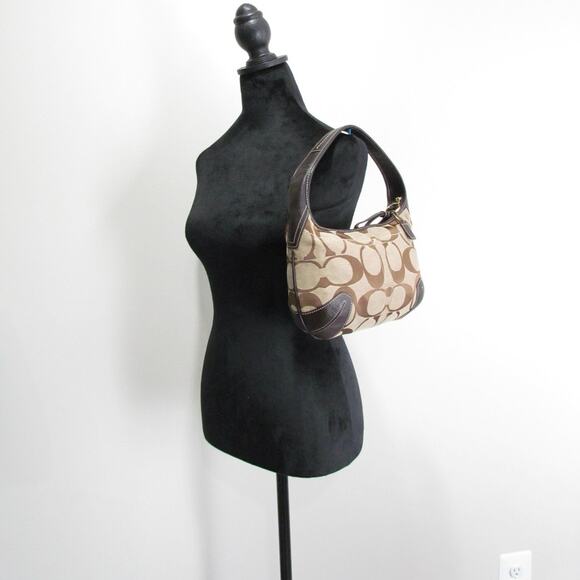 Coach Y2K Vintage Signature Hobo Bag - Picture 5 of 8